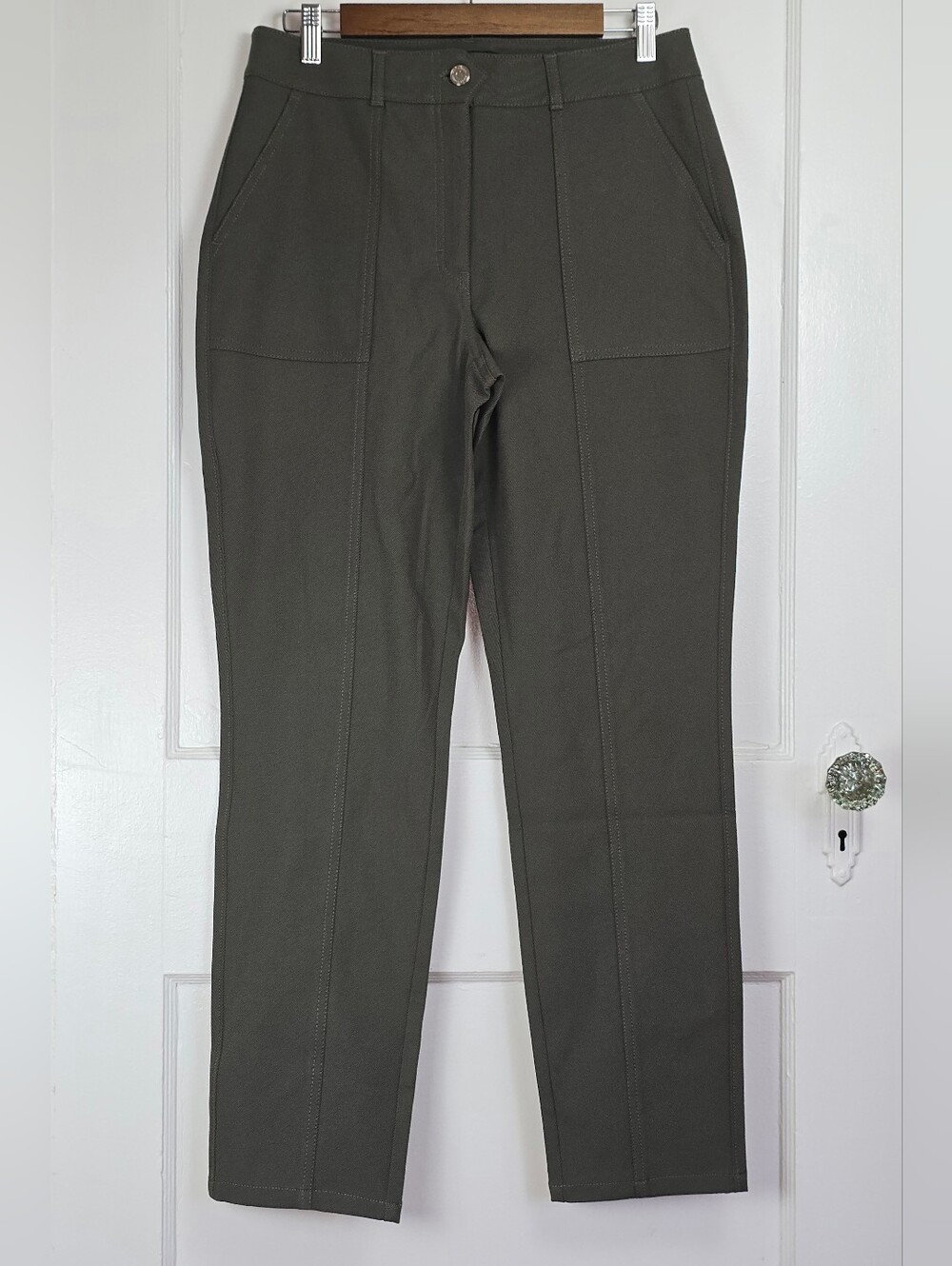 White House Black Market Olive Twill Cargo Ankle Pant Inseam 29" NEW Size 8L